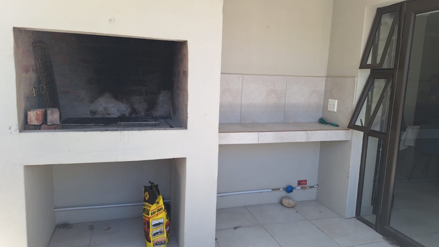3 Bedroom Property for Sale in Stilbaai Wes Western Cape